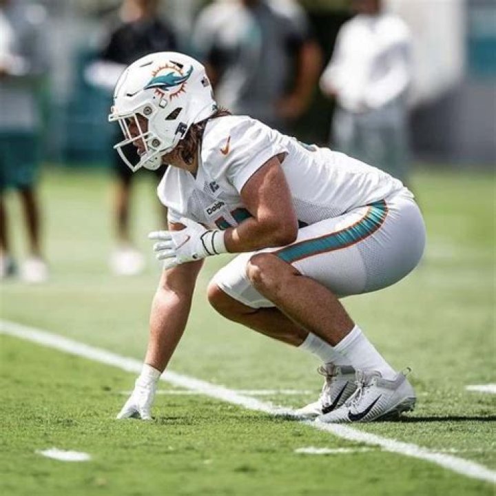 Are there any white running backs in NFL?