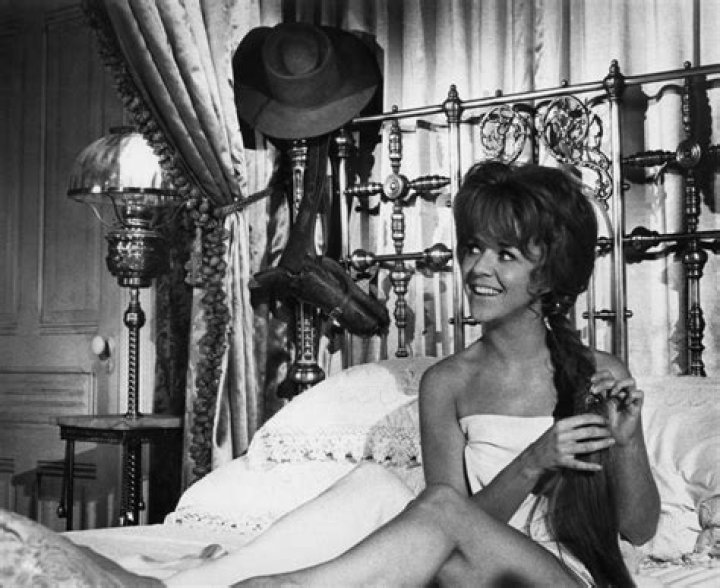 Is actress Arlene Golonka still alive?