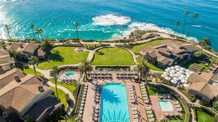 Is there a lifeguard at Laguna Beach?