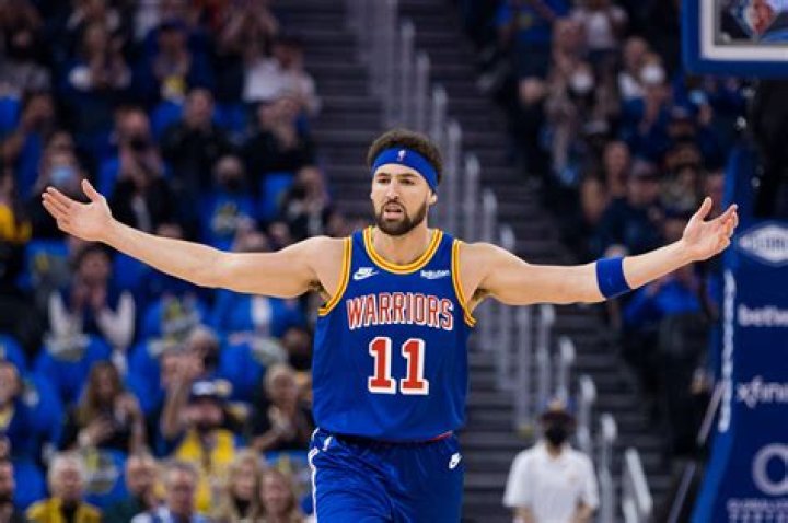 Who holds the record for the most 3-pointers in a game?